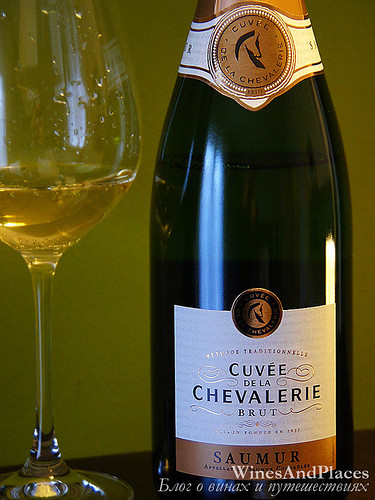 фото Cuvee De La Chevalerie Saumur Brut AOC  Кюве де Ля Шевалье Самюр Брют Франция вино белое