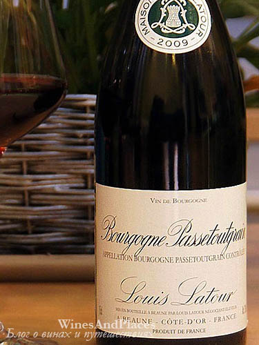 фото Louis Latour AOC Bourgogne Passetoutgrain Луи Латур Бургонь Пастугрэн Франция вино красное
