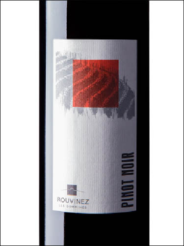 фото Famille Rouvinez Coteaux de Sierre Valais AOC Фамий Рувинез Кото де Сиерре Вале Швейцария вино красное