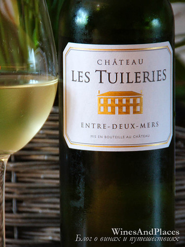 фото Chateau Les Tuileries Entre-deux-Mers AOC Шато Ле Тюильри Антр-де-Мер Франция вино белое