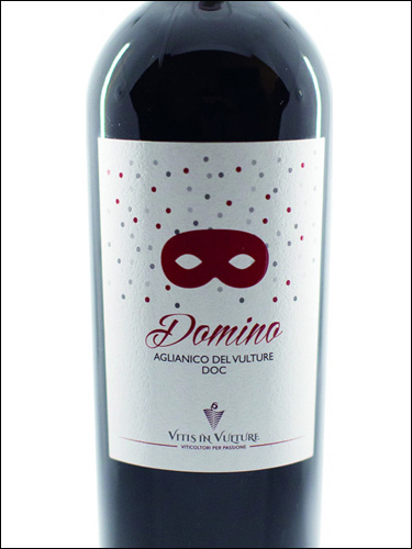 фото Vitis in Vulture Domino Aglianico del Vulture DOC Витис ин Вультуре Домино Альянико дель Вультуре Италия вино красное