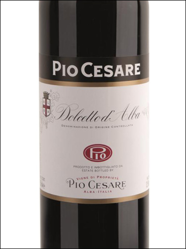 фото Pio Cesare Dolcetto d’Alba DOC Пио Чезаре Дольчетто д’Альба Италия вино красное