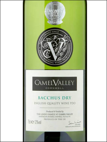 фото Camel Valley Bacchus Dry Кэмел-Вэлли Бахус Драй Великобритания вино белое