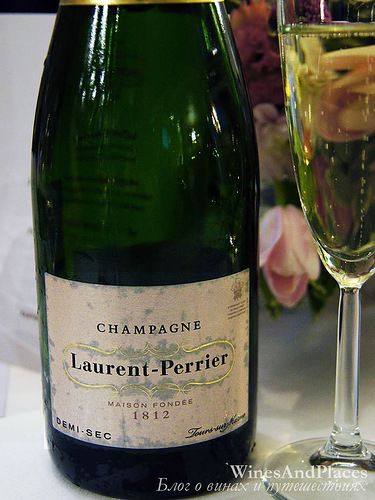 фото Champagne Laurent-Perrier Demi-Sec Шампанское Лоран-Перье Деми-Сек Франция вино белое