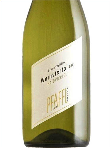 фото Weingut R&A Pfaffl Gruner Veltliner Haidviertel Weinviertel DAC Вайнгут Р&А Пфаффль Грюнер Вельтлинер Хайдфиртель Вайнфиртель Австрия вино белое
