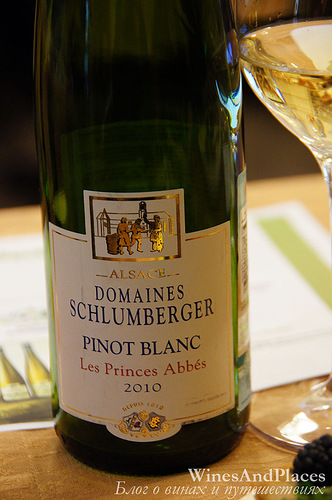фото Domaines Schlumberger Les Princes Abbes Pinot Blanc AOC Alsace Домен Шлюмберже Ле Принс Аббе Пино Блан Эльзас АОС Франция вино белое