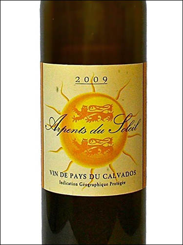 фото Les Arpents du Soleil Auxerrois Calvados IGP Ле Арпан дю Солей Осеруа Кальвадос Франция вино белое